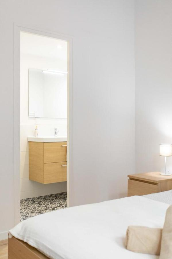 Grand T4 Avec 3Sdb - Quartier Joliette - Ideal Familles Et Groupes Marseille Exteriör bild